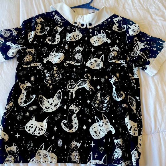 Unique vintage fun space cat shirt. XS! - Picture 1 of 1